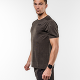 SURGE PERFORMANCE TEE - SLATE